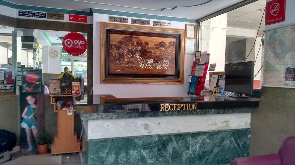 Chichoga Holiday Inn Manāli Zewnętrze zdjęcie